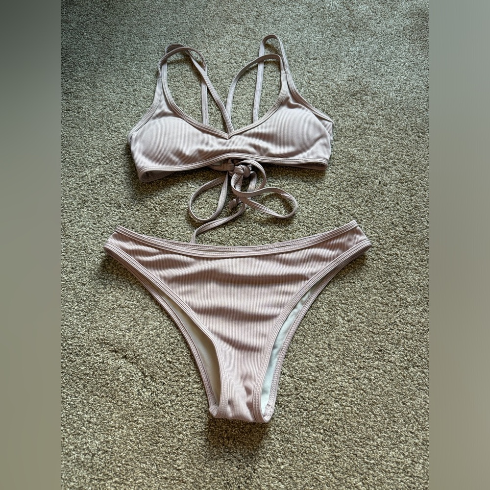 Woman medium purple bikini